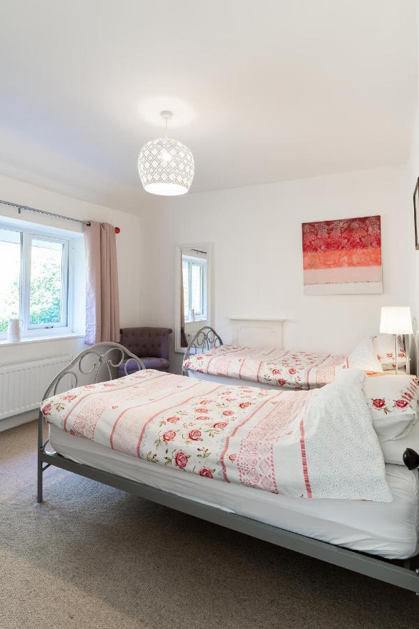 포스마독 Tegfryn , 5*, Sea View, Borth Y Gest 빌라 외부 사진
